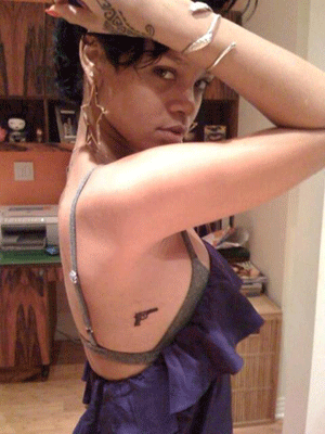 rihanna-gun-tattoo1