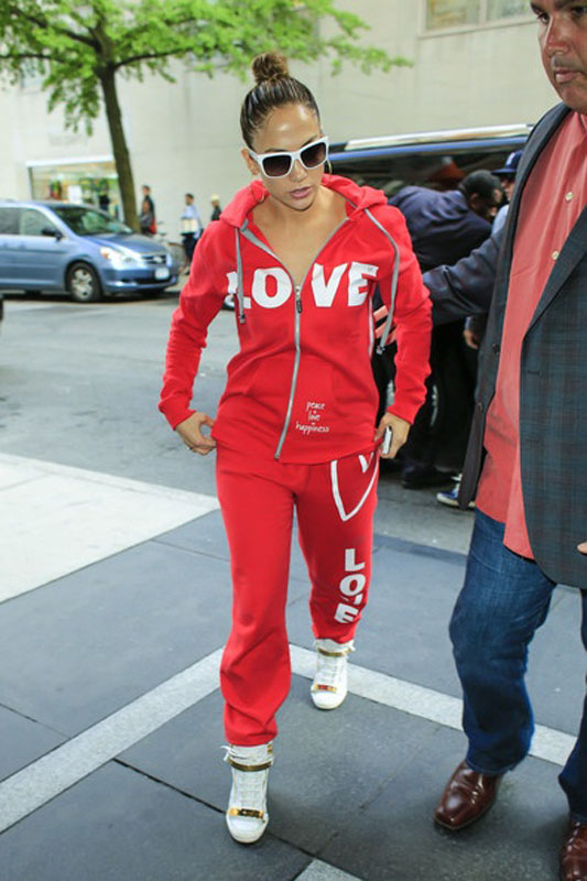 Splurge-Jennifer-Lopez-Peace-Love-World-Hoodie-Sweatpants