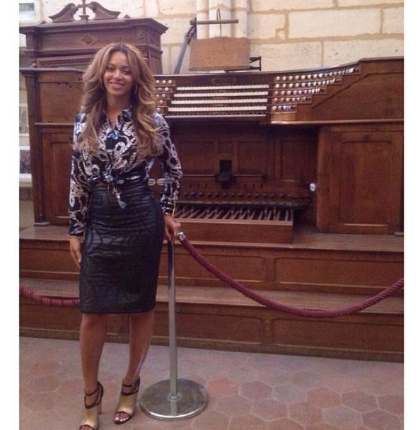 Her Paris Topshop Unique Printed Shirt and Nicole Miller Embroidered Leather Skirt beyonce notre dame cathedral
