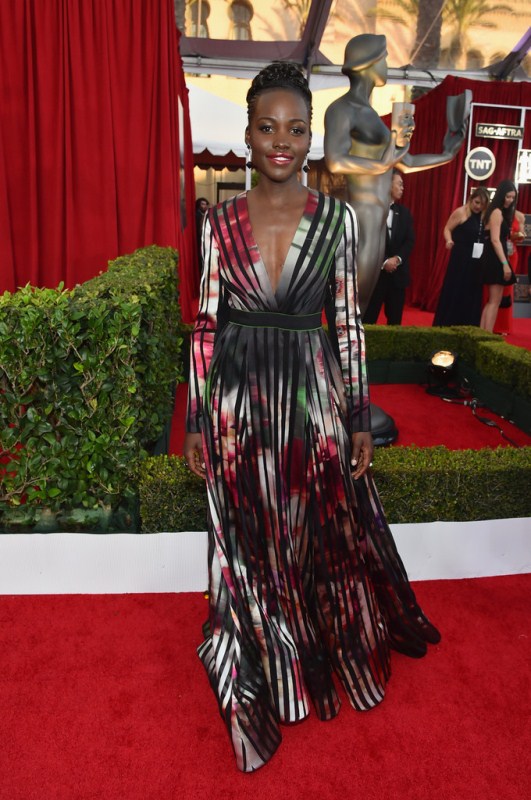 lupita-nyongo-21st-annual-screen-actors-guild-awards-elie-saab