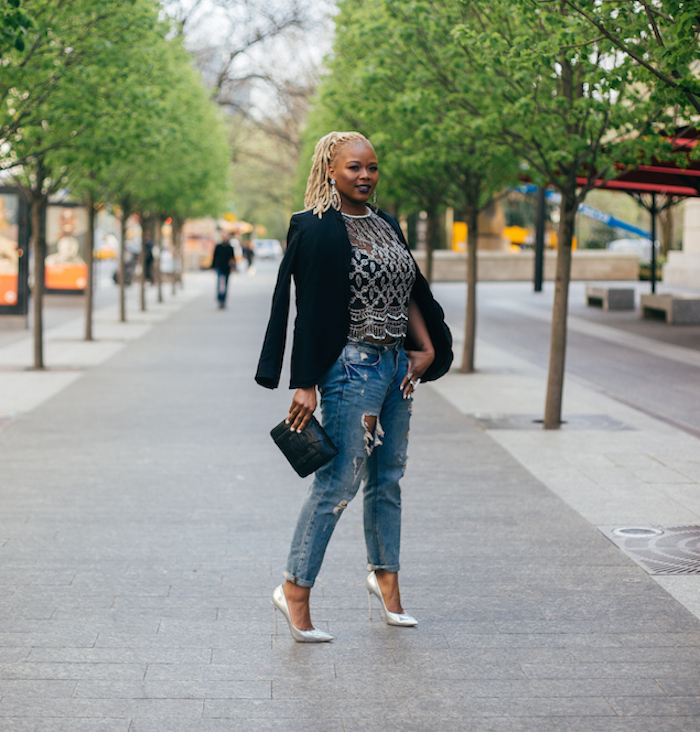 2 claire sulmers donatella versace met museum talk BeautyLifeFun karl pierre virgos loung top zara boyfriend jeans casadei silver pumps