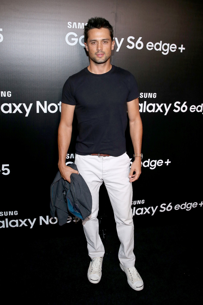 Samsung+Celebrates+New+Galaxy+S6+edge+Galaxy-stephen-colletti