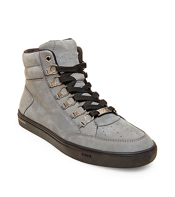 maven-madden-vanquish