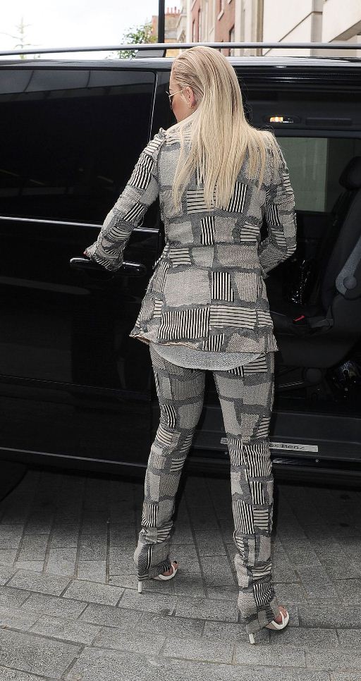 rita-ora-style-at-bbc-radio-1-studios-in-london-september-2015-acne-2