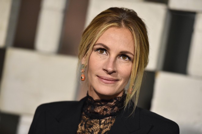 Julia-Roberts-13th-annual-gala-in-the-garden-hammer-museum-la-bottega-veneta-1