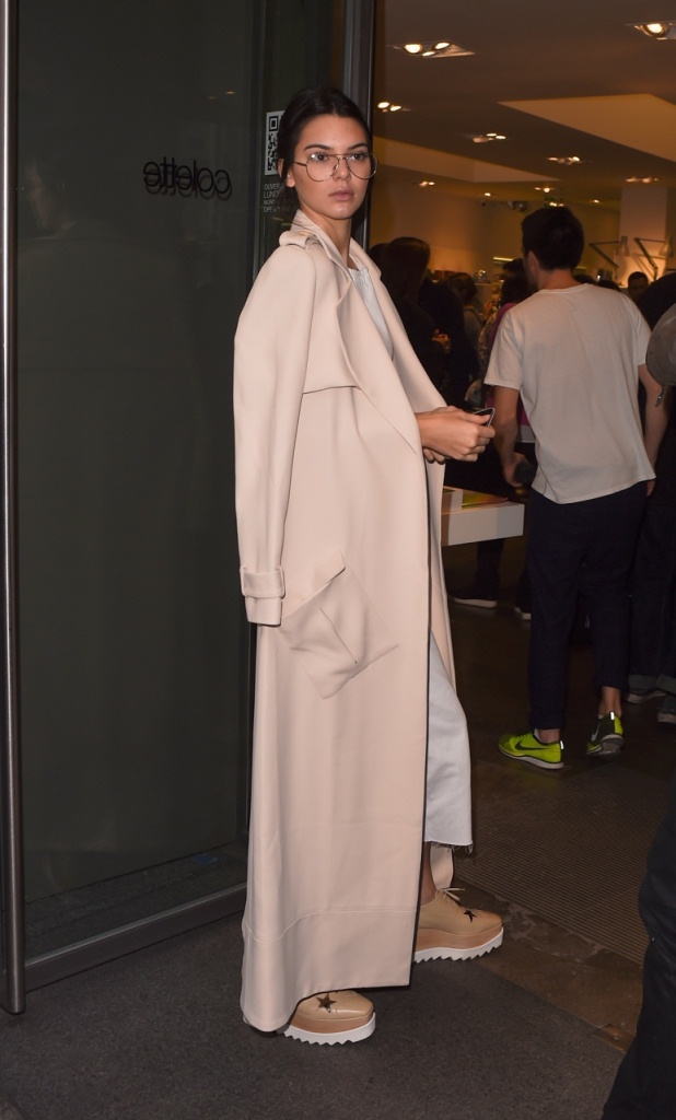 Kendall-Jenner-White-ASOS-Jumpsuit-Paris-Fashion-Week-1