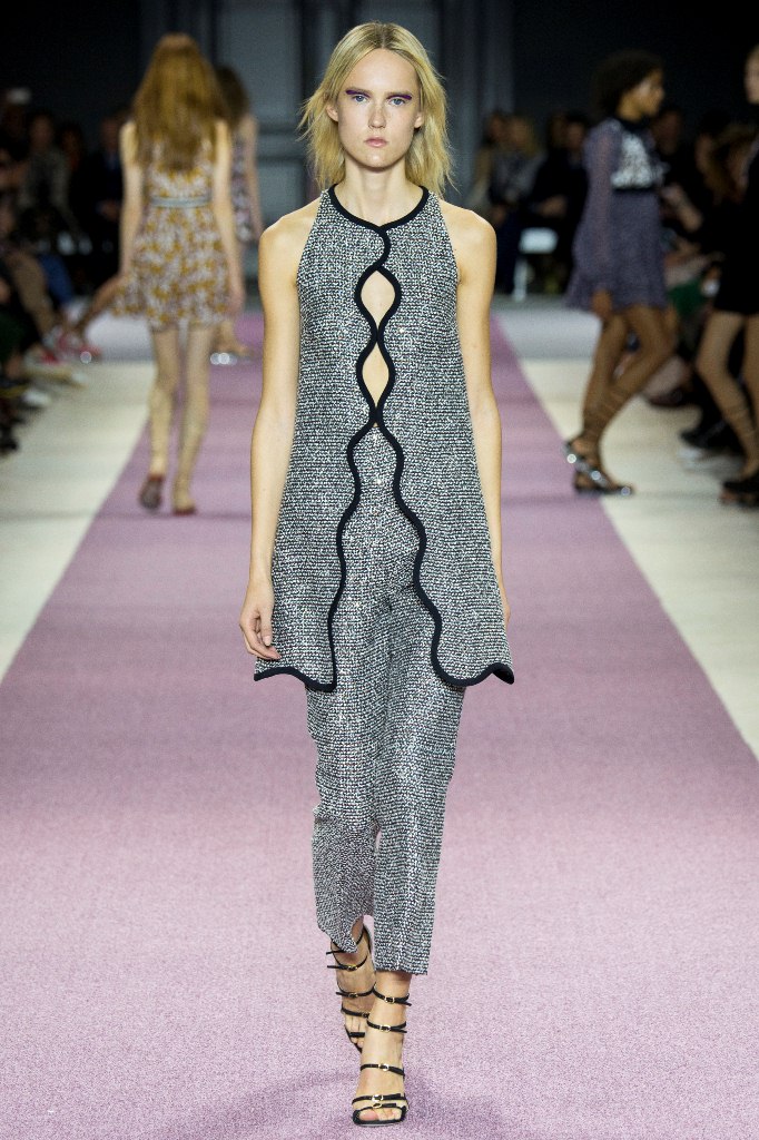 giambattista-valli-spring-2016-1