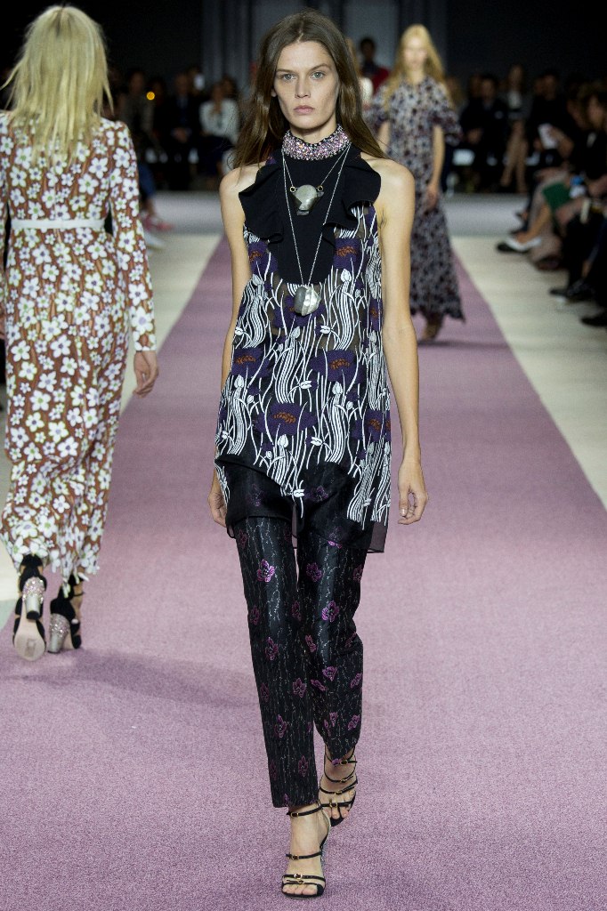 giambattista-valli-spring-2016-9