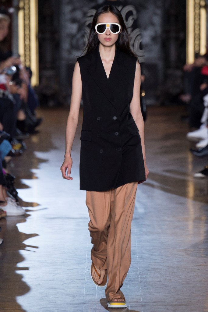 stella-mccartney-spring-2016-12