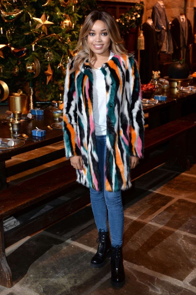 Dionne-Bromfield--Hogwarts-in-The-Snow-Launch-topshop