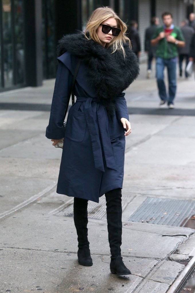 Gigi+Hadid+Gigi+Hadid+Steps+Out+NYC-kempner-stuart-weitzman-2