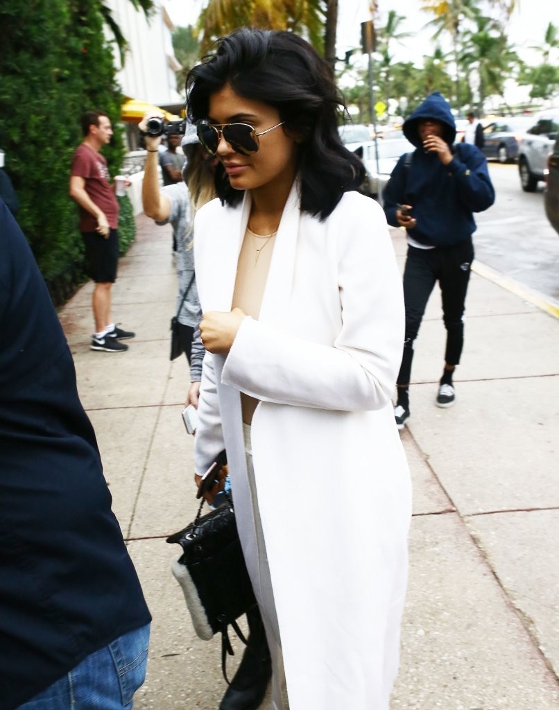 Kylie+Jenner+Kylie+Jenner+Touches+Down+Miami-victoria-beckham-31-phillip-lim-maison-martin-margiela-the-row-acne-1