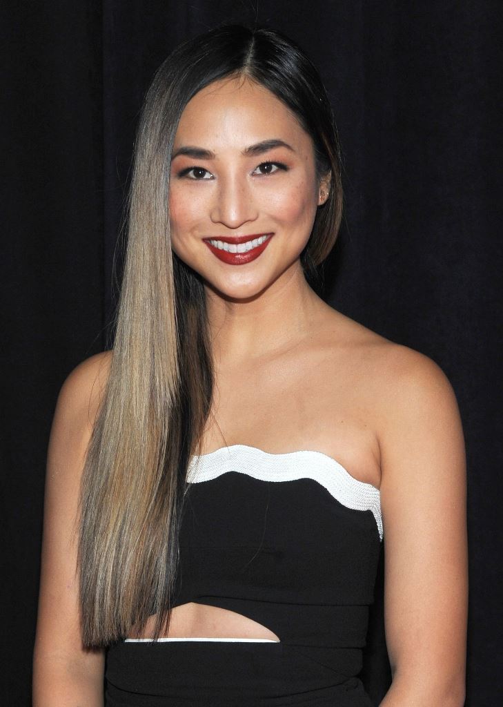 greta-lee-sisters-premiere-at-ziegfeld-theater-in-new-york-jonathan-simkhai-1