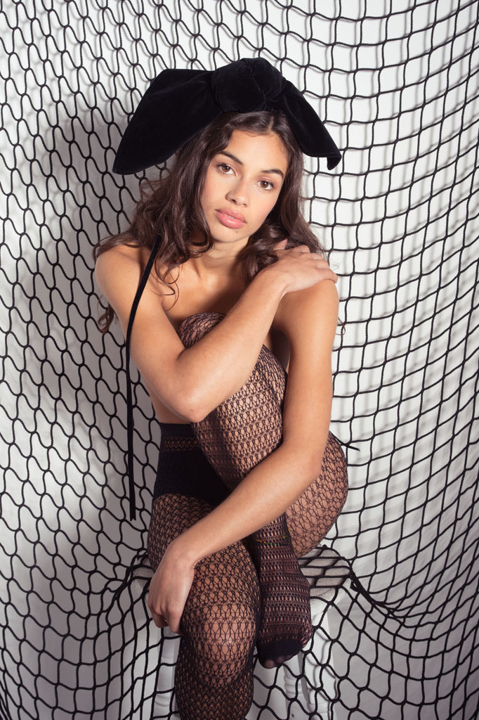 silver-spoon-attire-velvet-headband-oversized-bow