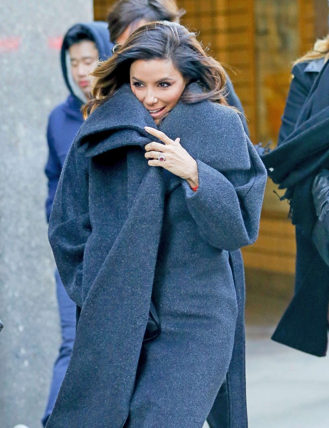 Eva-Longoria--Leaves-Oceana-Restaurant-porsche-design