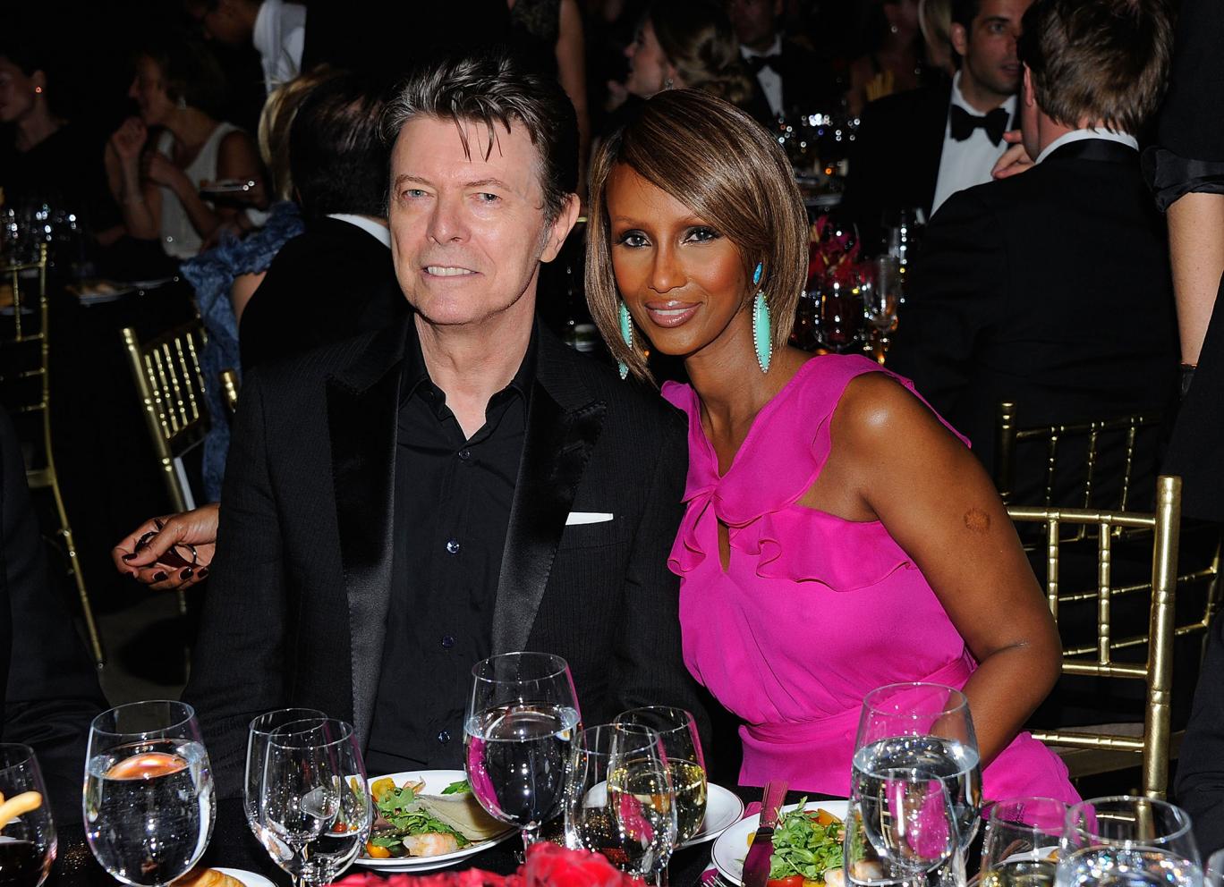 Fashion-Icon-David-Bowie-Dies-A-Legacy-Remembered5