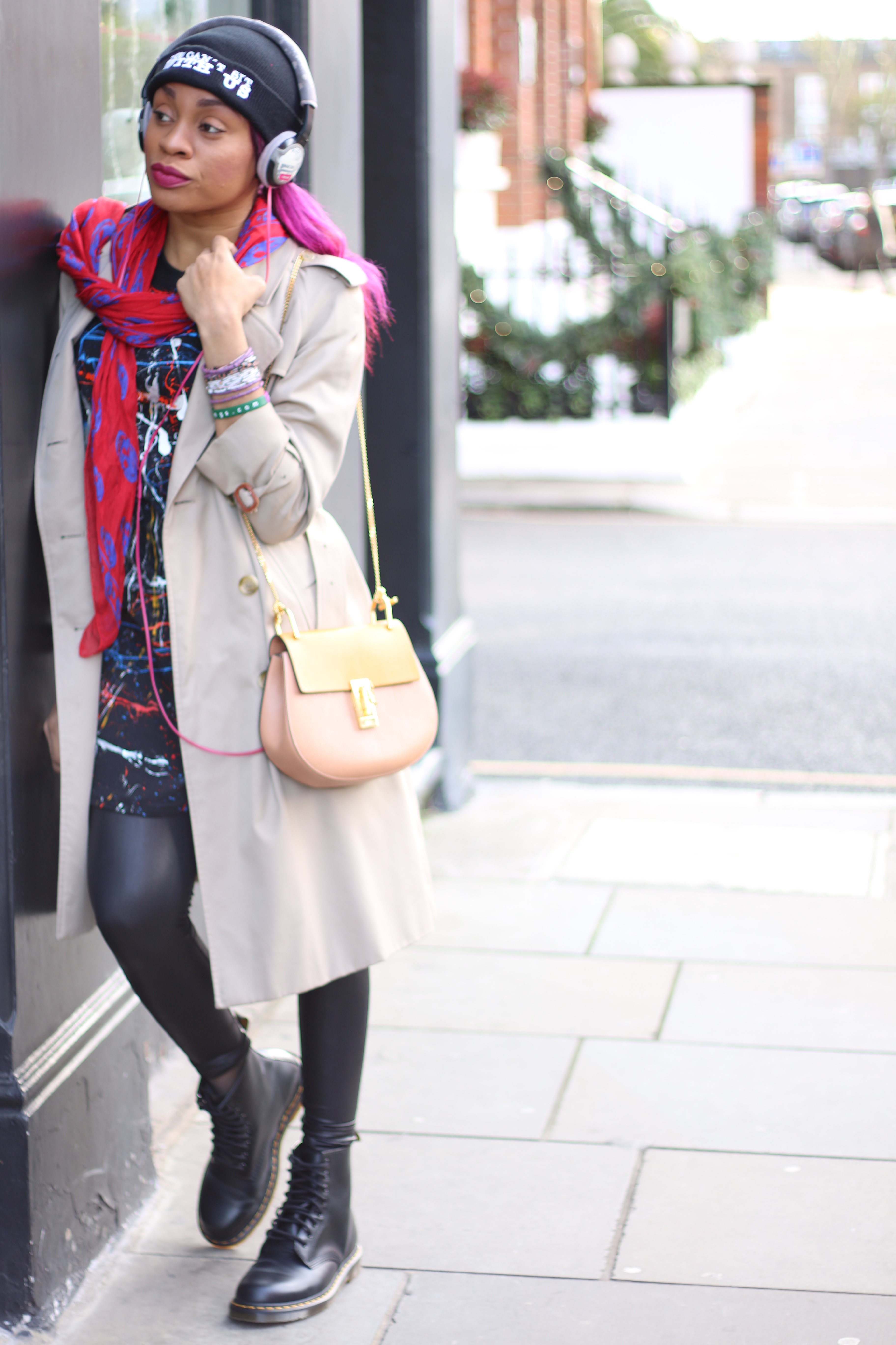 Stephanie-from-London-Bombshell-17