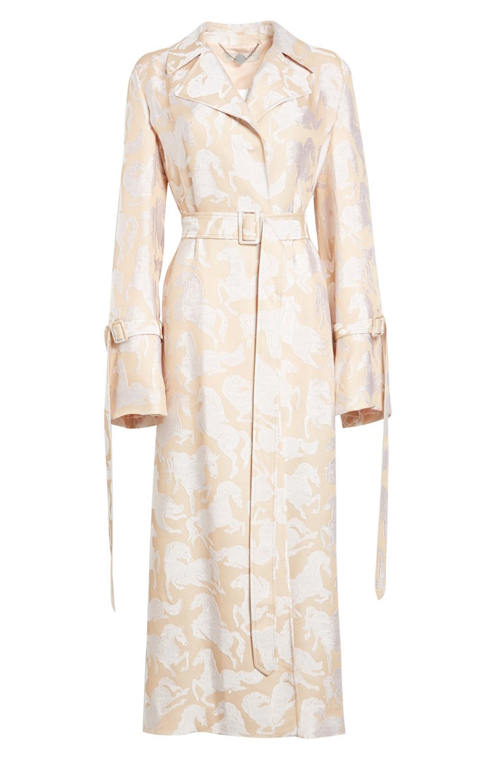 3-stella-mccartney-trench-horse-kenisa-stuart-weitzman-nudist-sandals