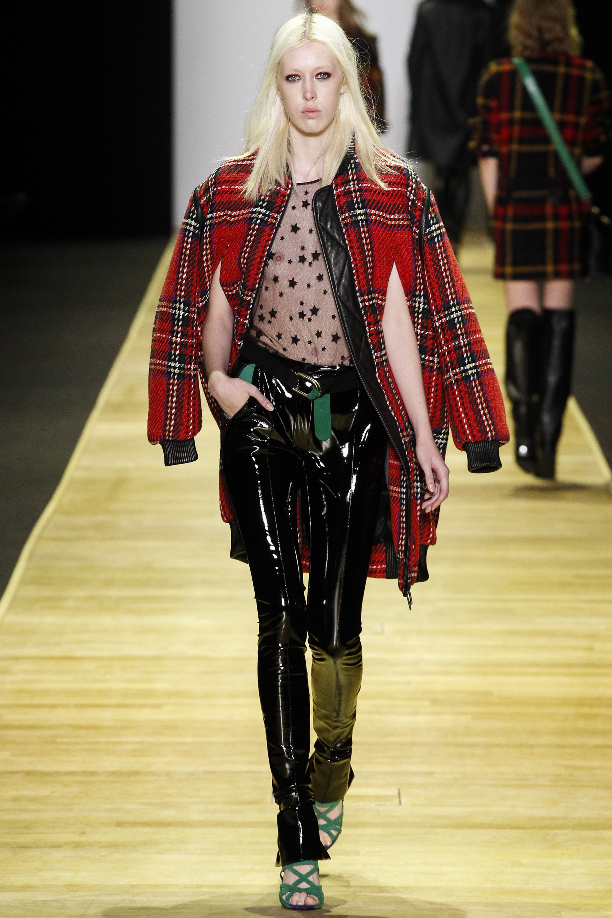 Barbara Bui Fall 2016 RTW - 1