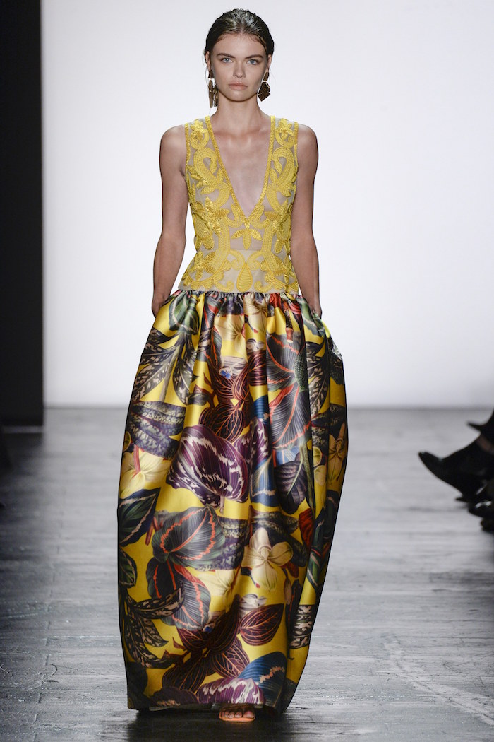look-8-Dennis Brasso Spring 2016 Floral Print Deep V-Neck Embellished Sleeveless Gown