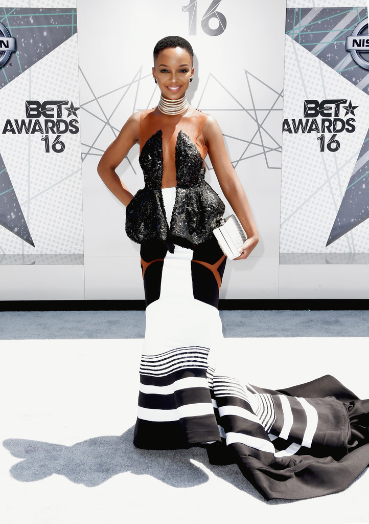 2016+BET+Awards+Arrivals-nandi-mngoma