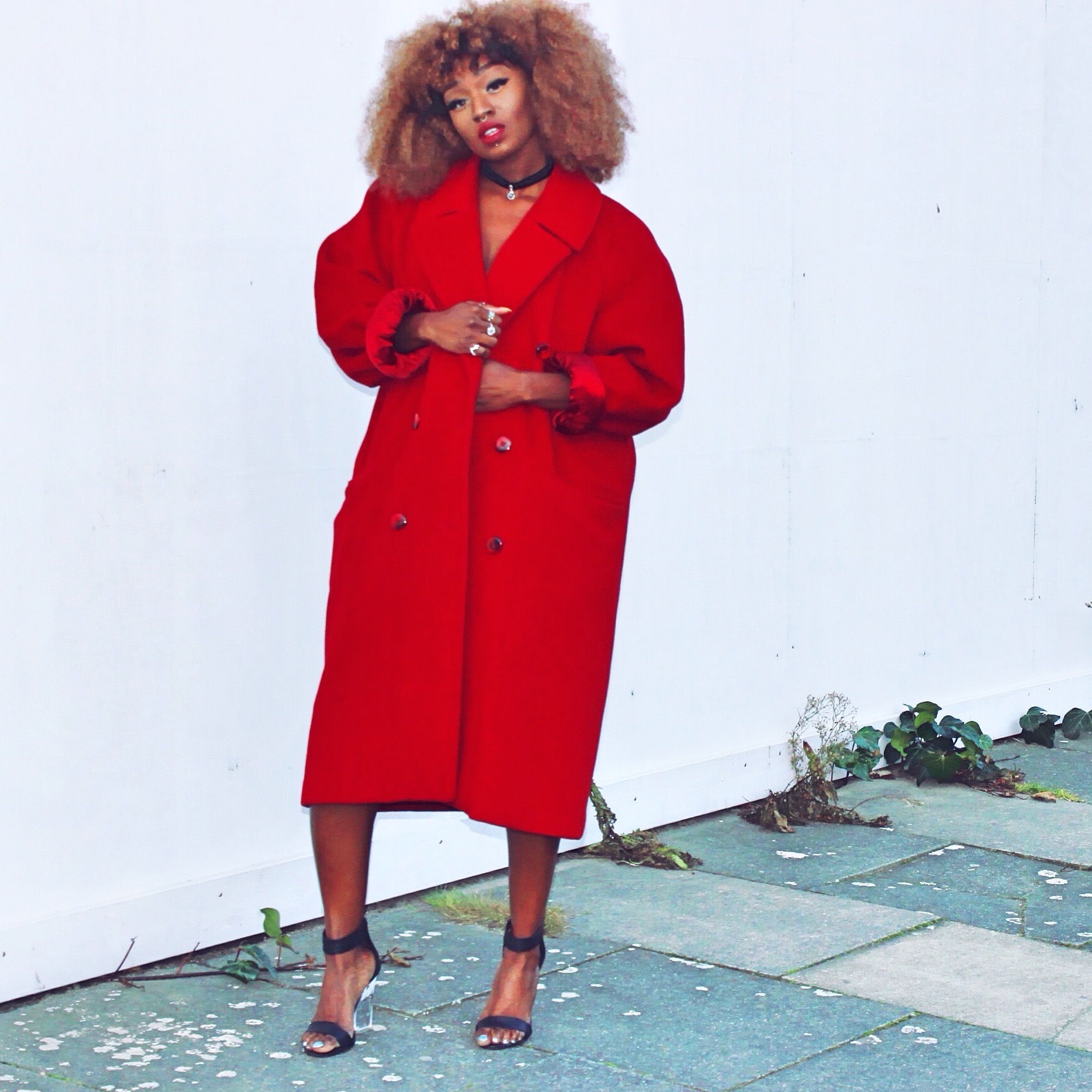 Amina-from-London-Bombshell-4