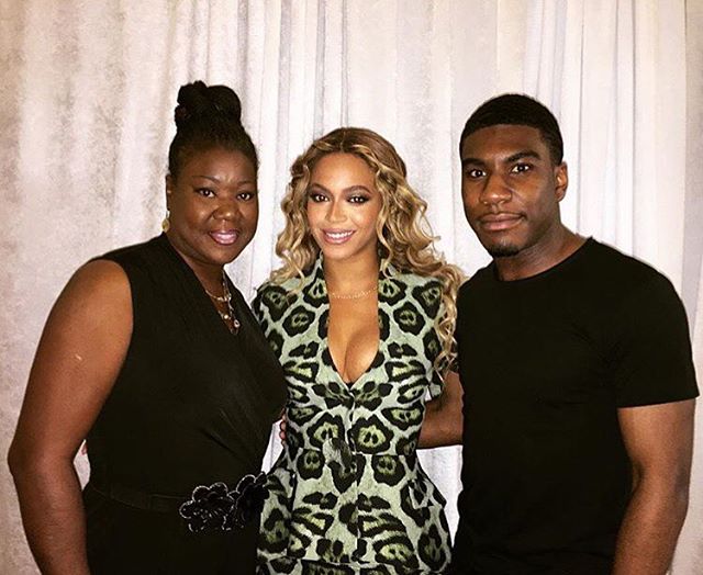 Beyonce-Givenchy-Resort-2016-2