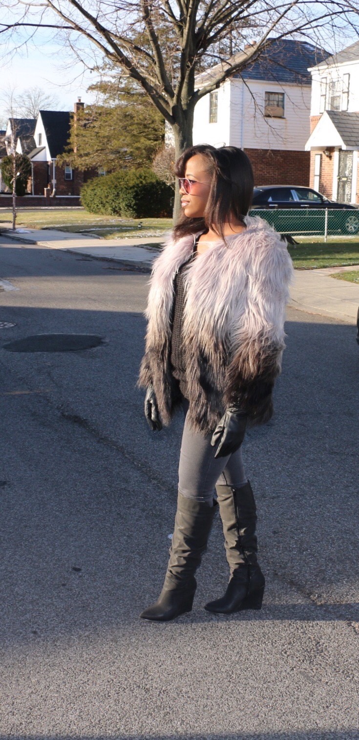 Delfine-from-Queens-Bombshell-1