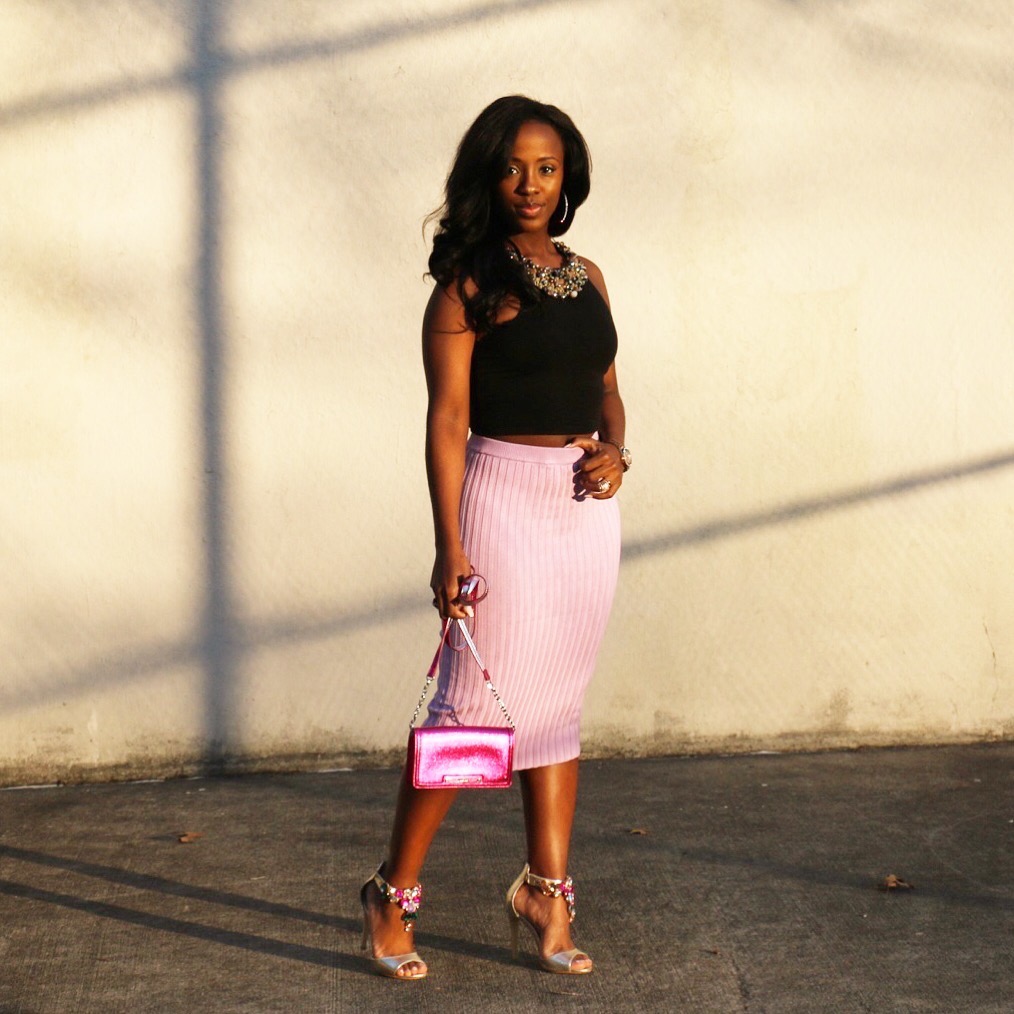 Delfine-from-Queens-Bombshell-10