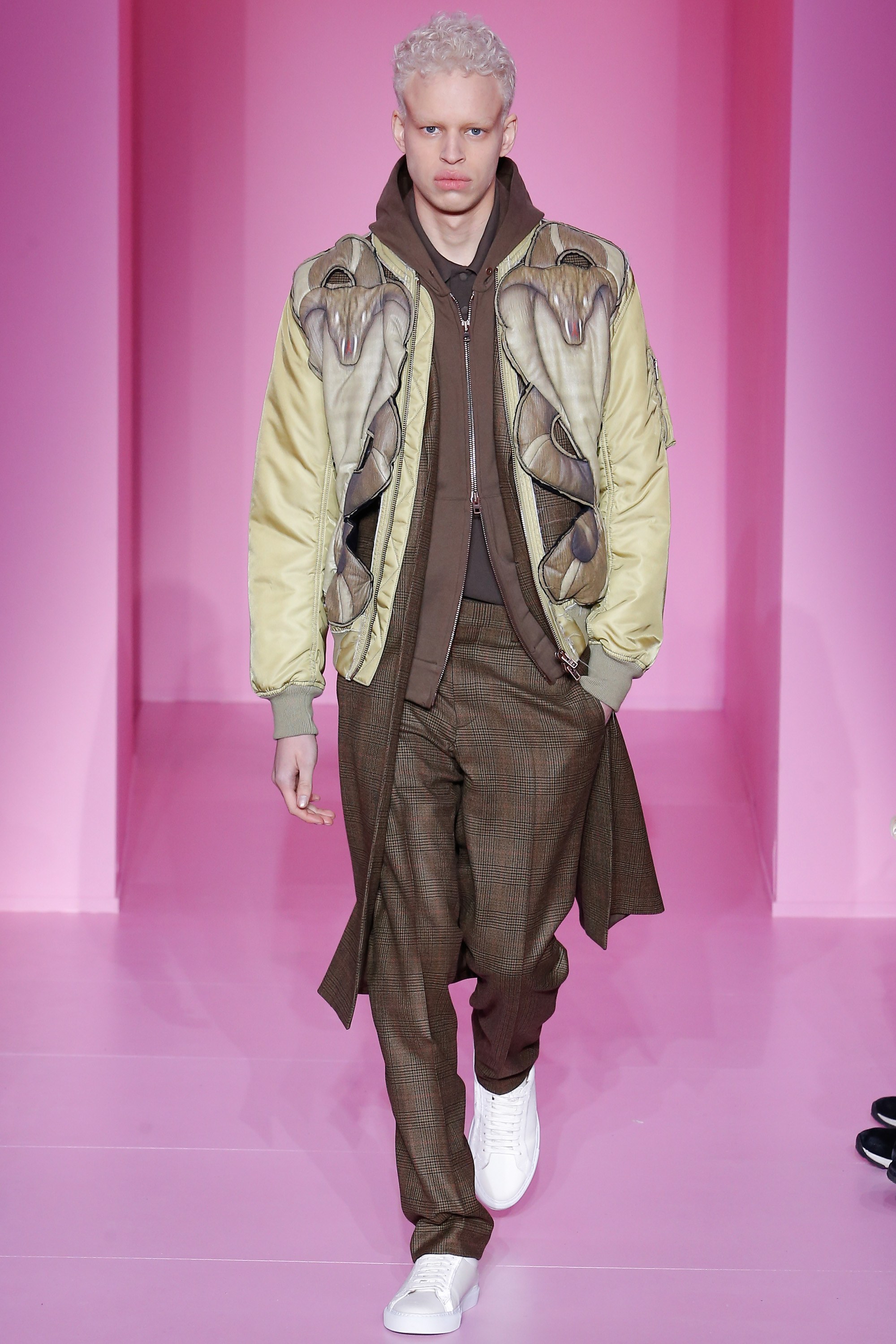 Givenchy-Fall-2016-Menswear-Cobra-Bomber-Jacket-1