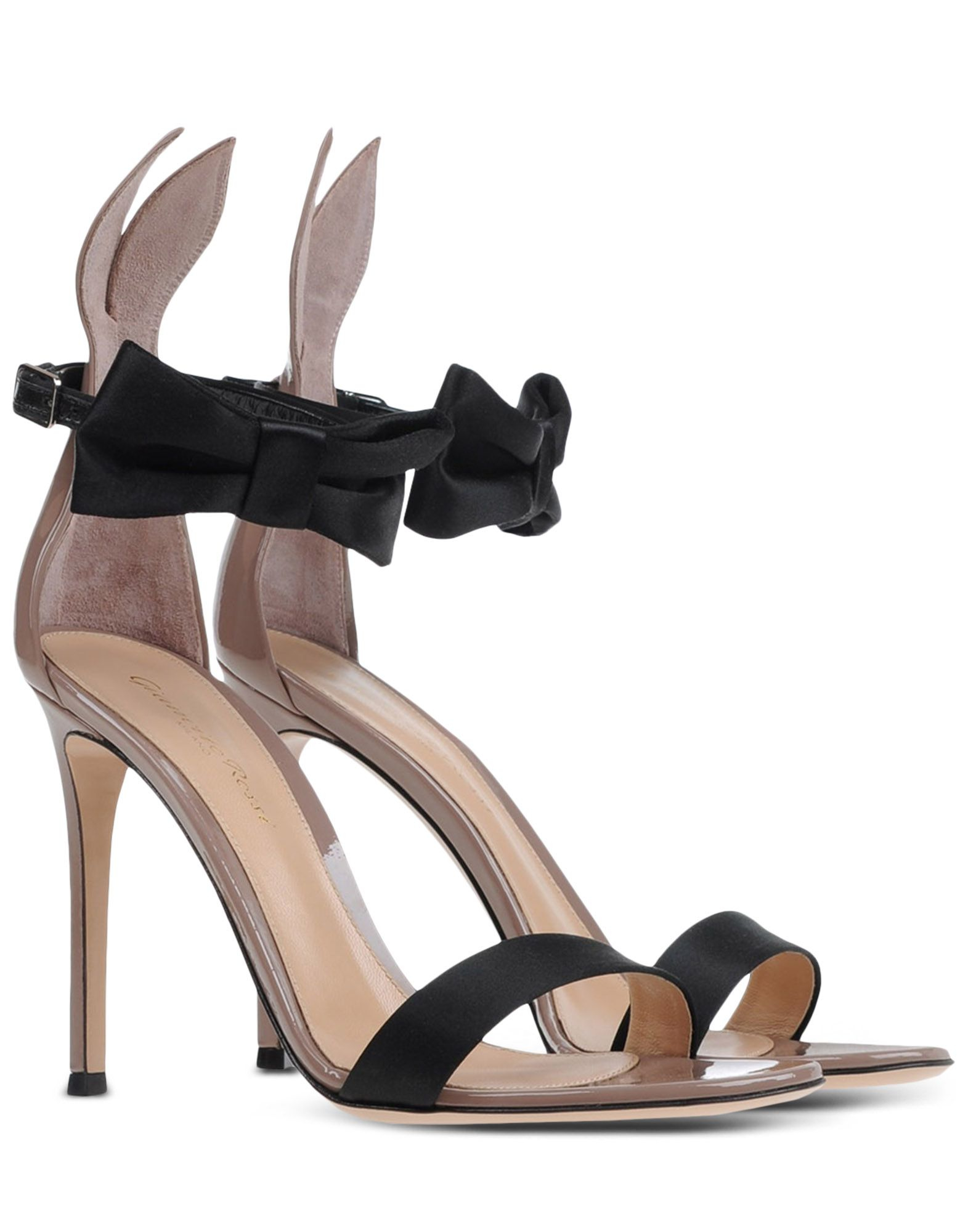 Kelly-Rowland-Gianvito-Rossi-Heels-Cadillac-Event-3