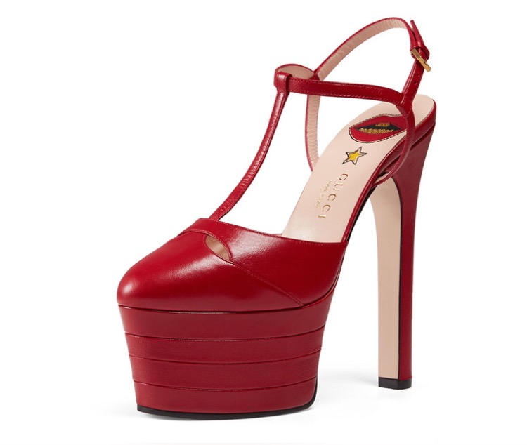 Tracee Ellis Ross's Fragrance Foundation Awards Paule Ka Pre-Fall 2016 Black Double-Breasted Suit and Gucci 'Angel' Red Platform Pump 4