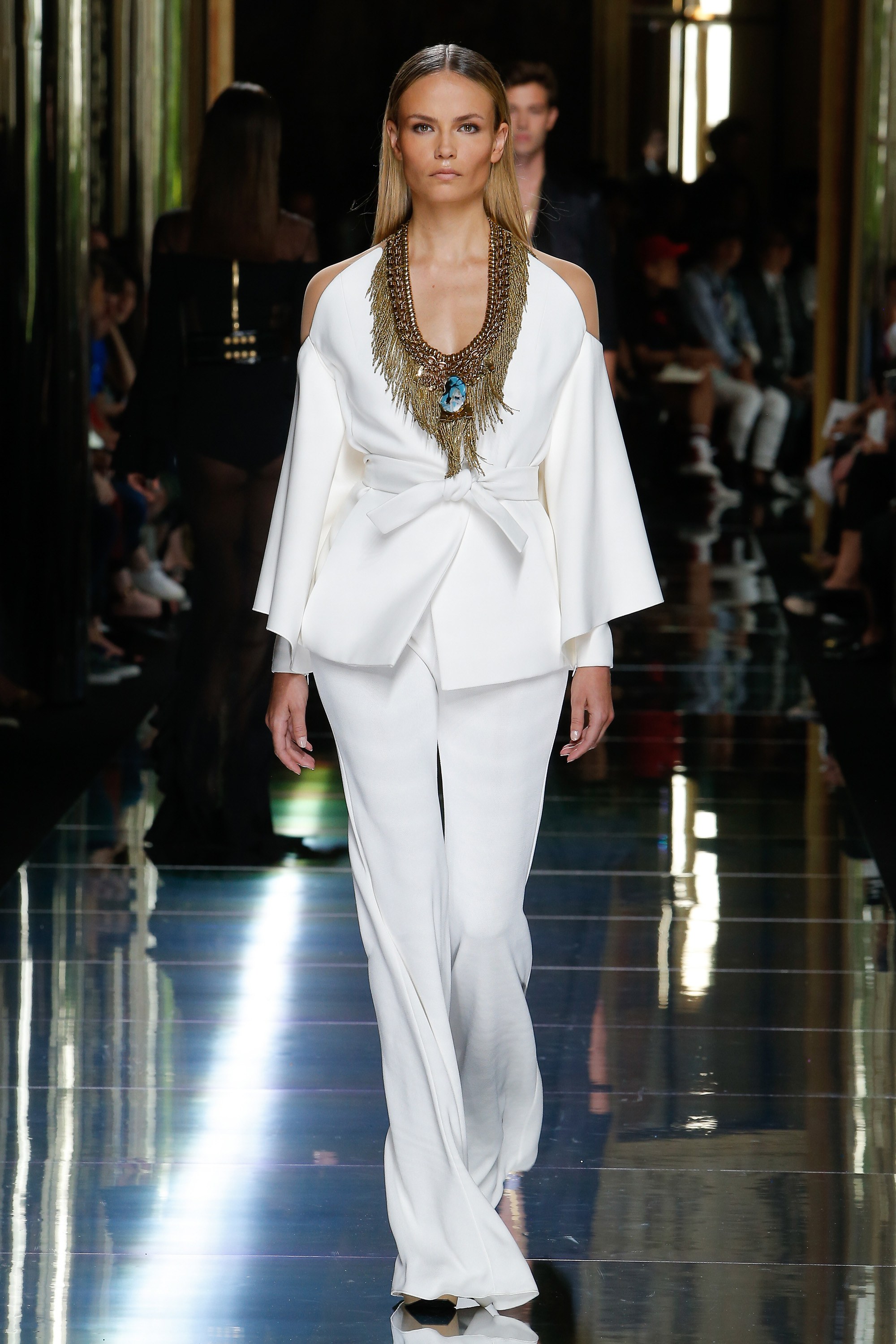 balmain-spring-2017-menswear-1