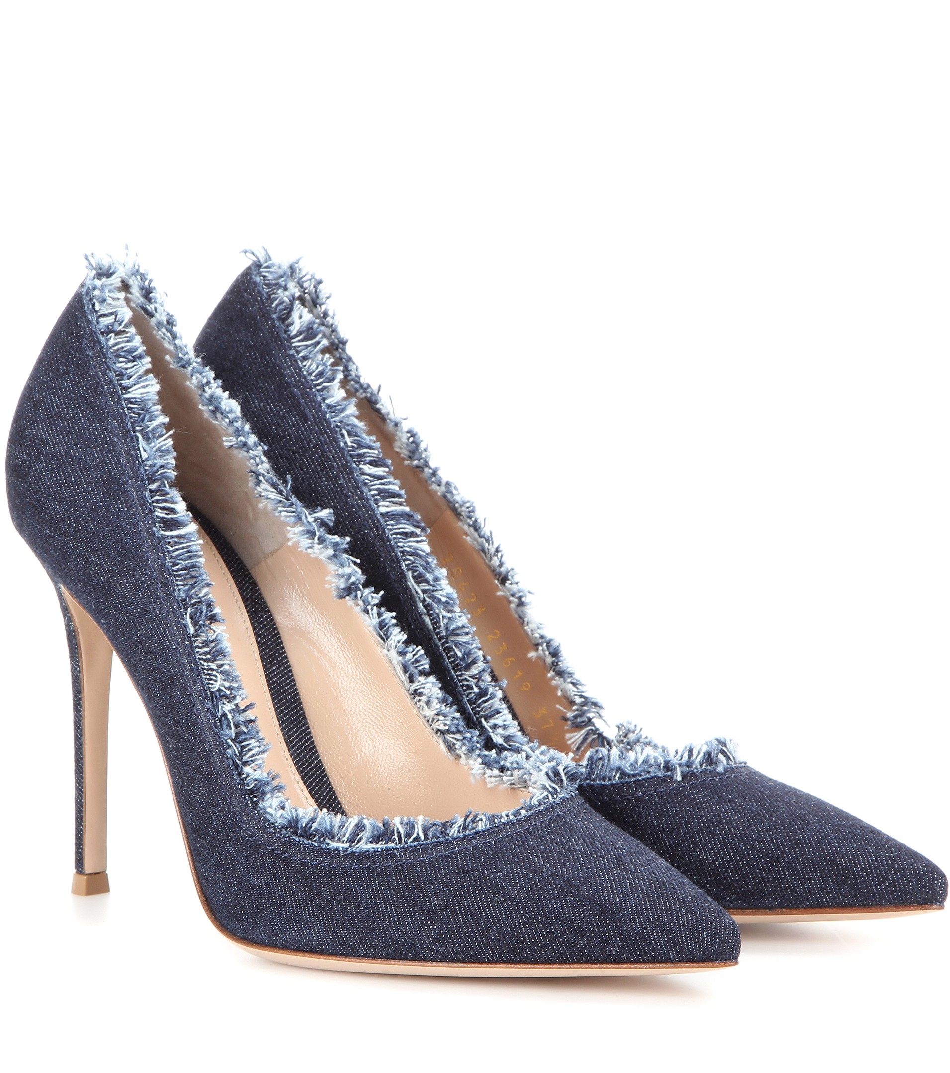 gianvito-rossi-denim-pumps