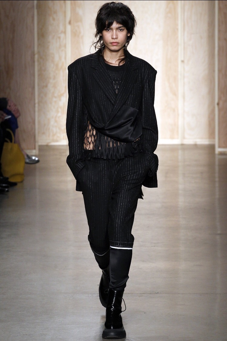 2-Rita Ora-New York City DKNY Fall 2016 Pinstripe Draped Front Suit Jacket