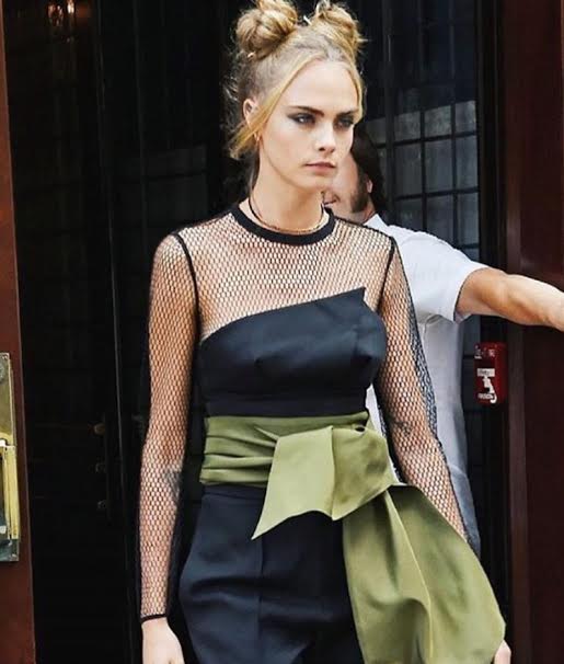 Cara-Delevingne-NYC-Alexandre-Vauthier-fall-2016-jumpsuit