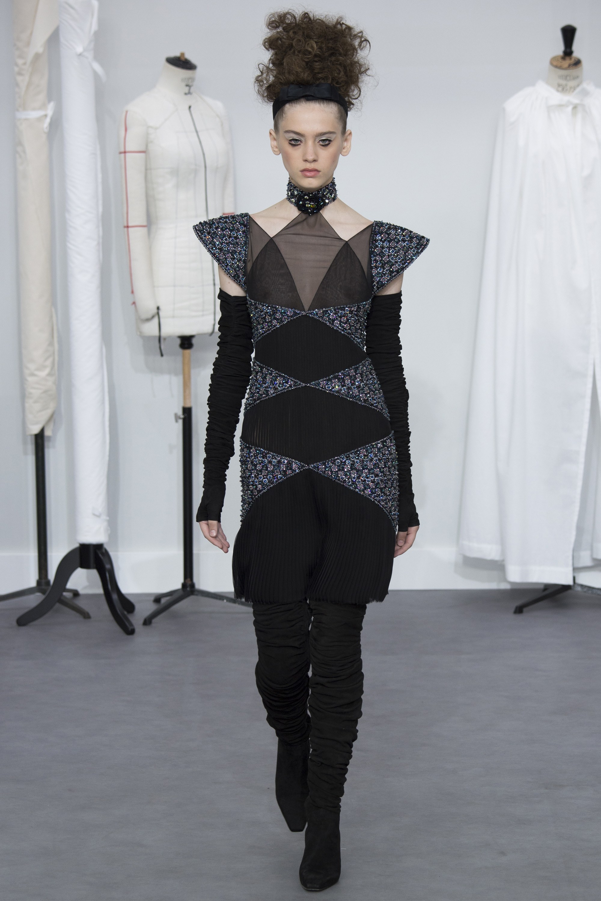 Chanel-Fall-2016-Couture-46