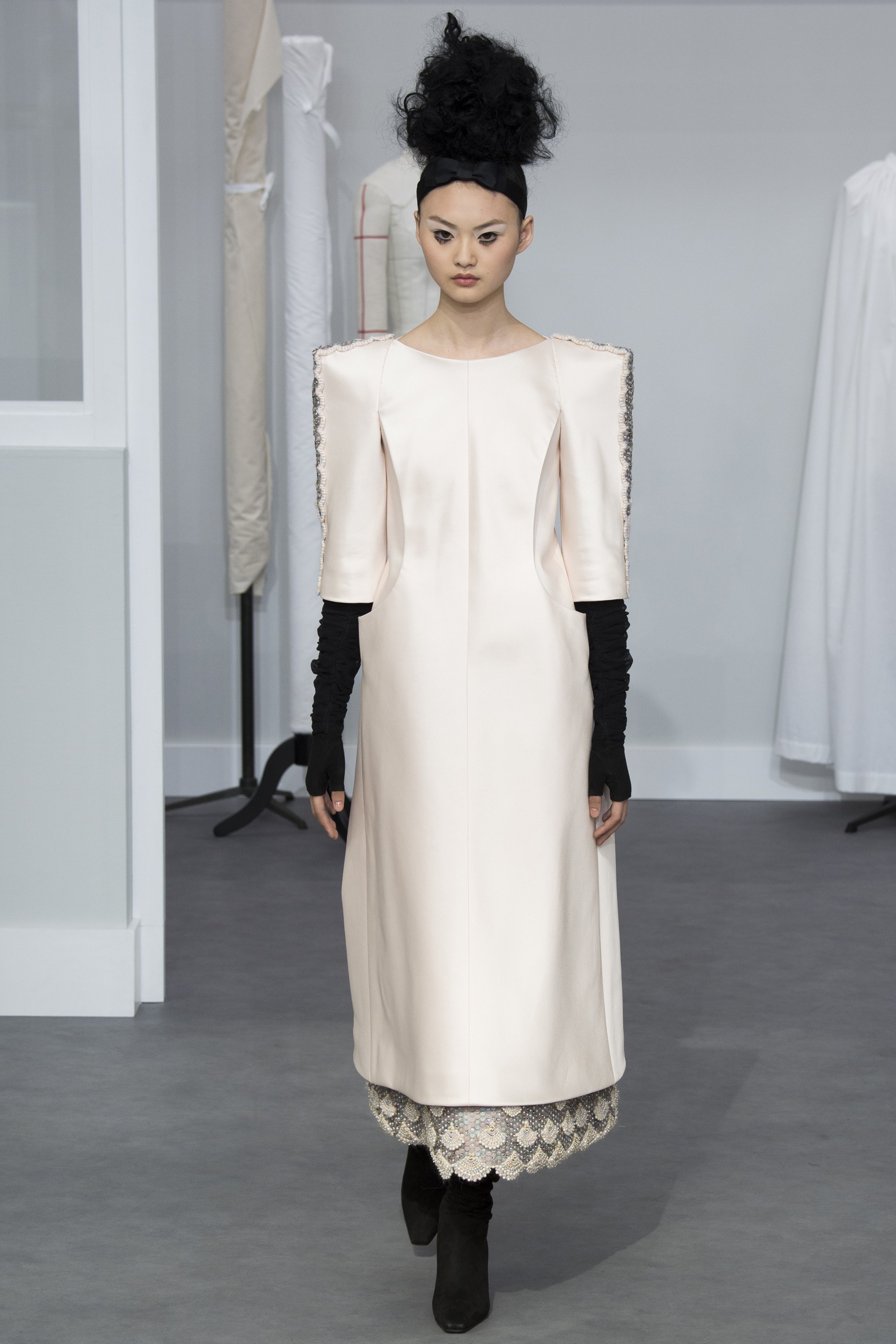 Chanel-Fall-2016-Couture-57
