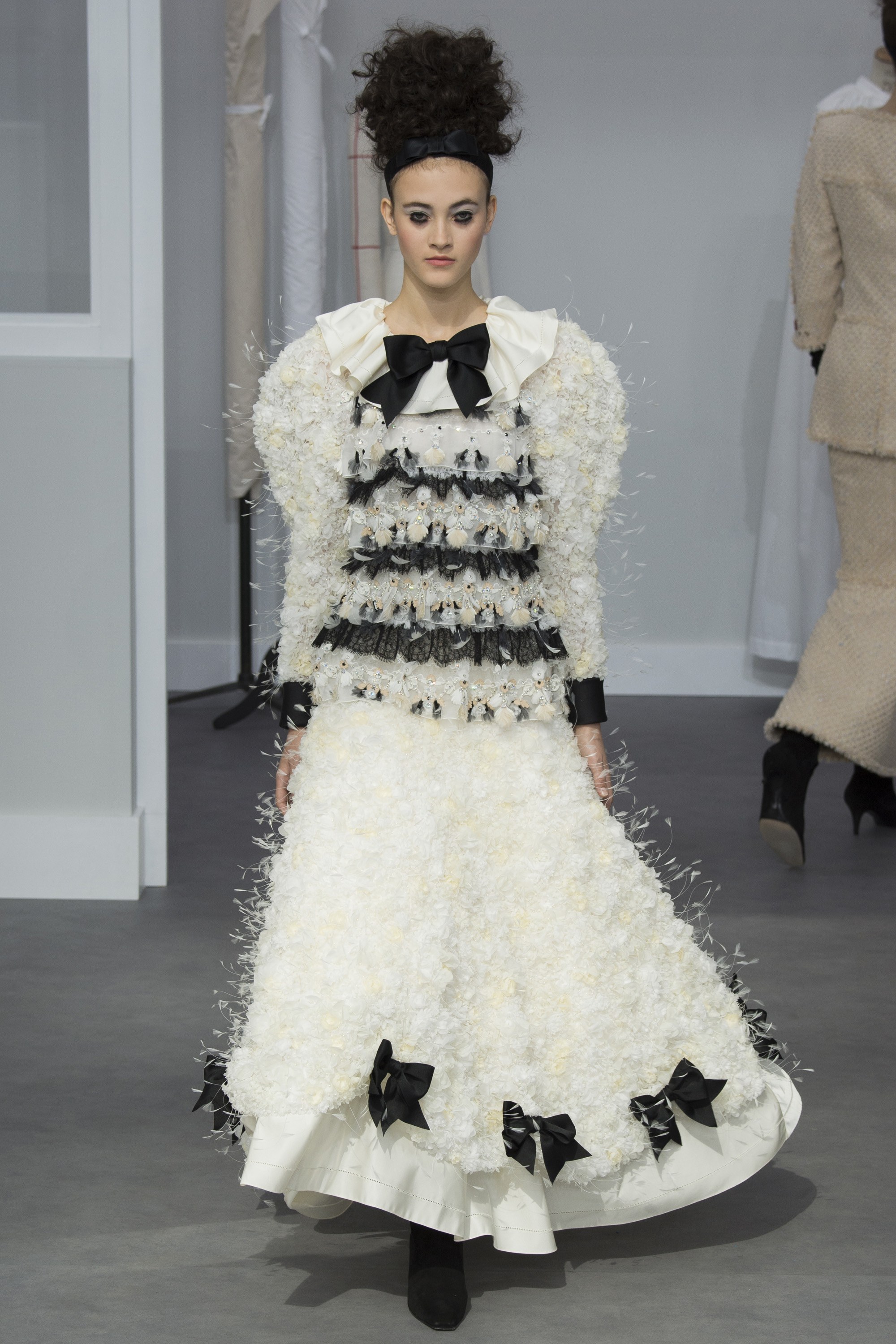 Chanel-Fall-2016-Couture-68