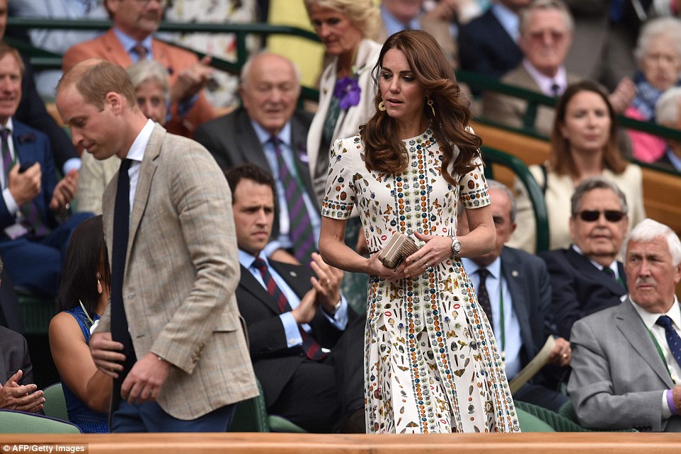 Dutchess-of-Cambridge-Kate-Middleton-Wimbledon-tornament-alexander-mcqueen-prefall-2016-dress-2