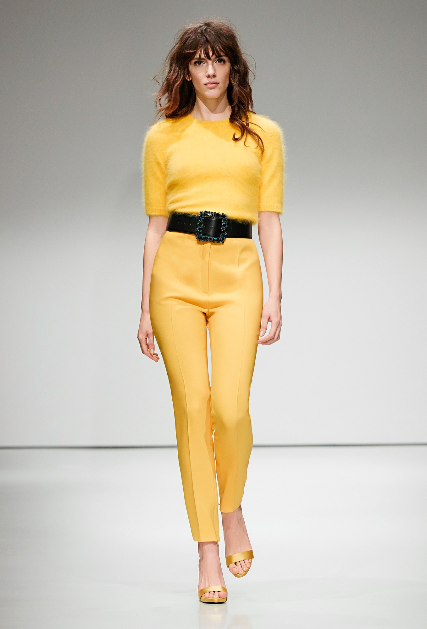 Escada-Fall-2016-Fluffy-Sweater-High-Waist-Trousers-1