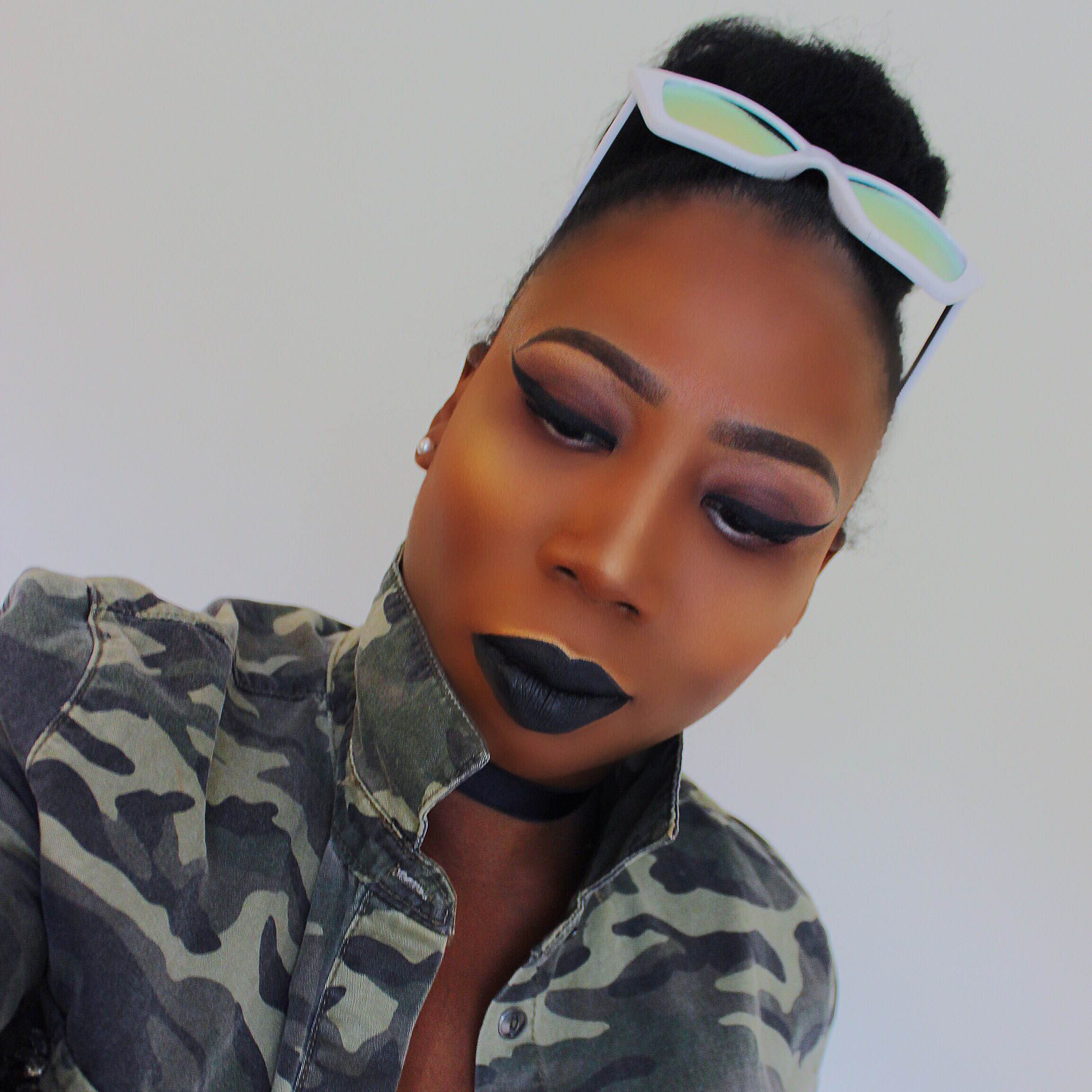 Esther-Beauty-Bombshell-2