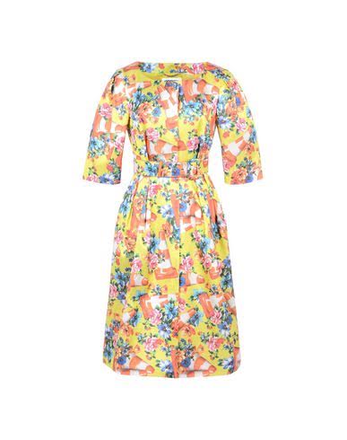 Fergie-MILF-Money-Video-chrissy-teigen-moschino-full-length-coat-1