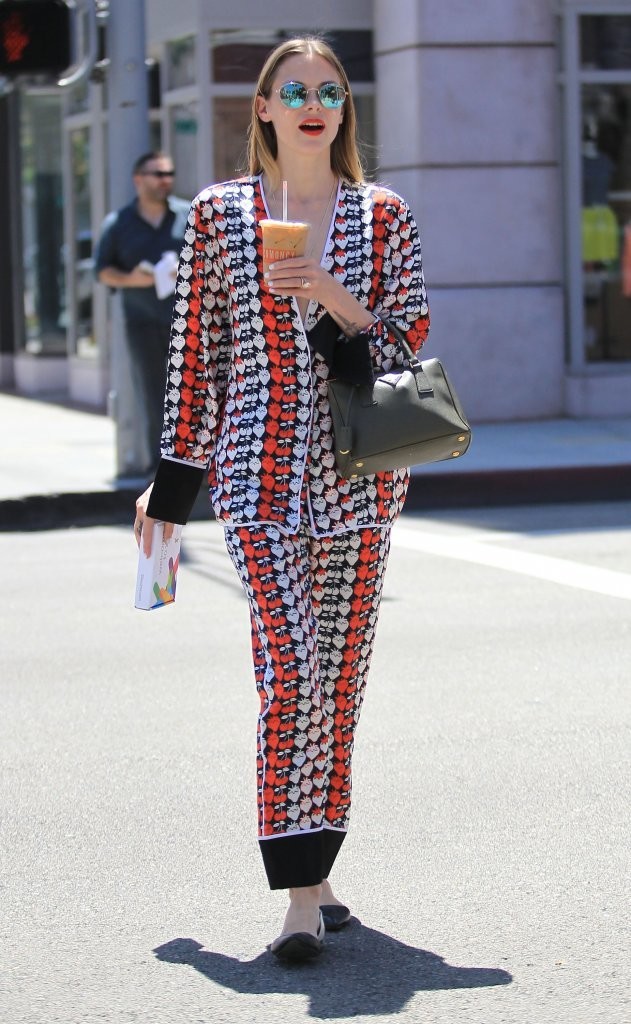 Jaime+King+Jaime+King+Runs+Errands+Beverly-victoria-victoria-beckham-1