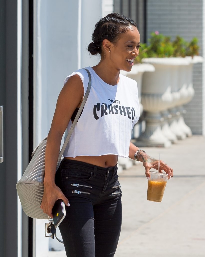 Karrueche+Tran+Karrueche+Tran+Goes+Lunch+LA-brian-lichtenberg-paige-giuseppe-zanotti