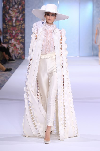 Ralph and Russo Fall 2016 couture 30