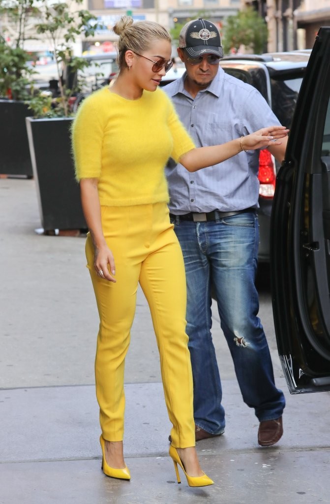 Rita-Ora-Escada-Fall-2016-Yellow-Fluffy-Sweater-High-Waisted-Trousers-2