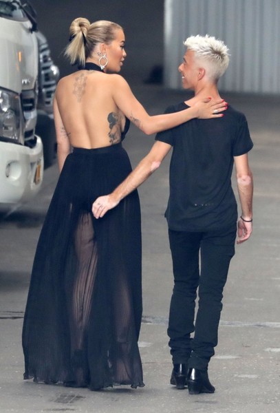 Rita+Ora-NYC-Balmain-Spring-2015-halter-dress-4