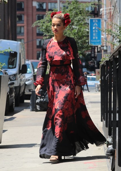 Rita+Ora+Rita+Ora+Out+NYC+Giambattista-Valli-Pre-Fall-2015-Red-Floral-Gown-1