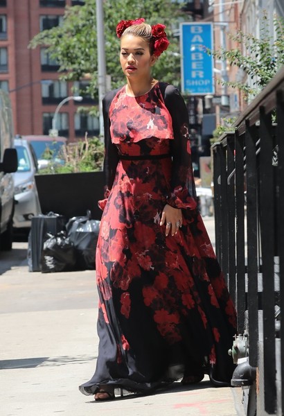 Rita+Ora+Rita+Ora+Out+NYC+Giambattista-Valli-Pre-Fall-2015-Red-Floral-Gown-3